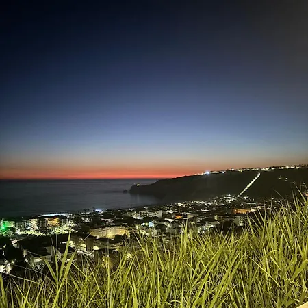 Horizonte Azul - New Renovated With Sea View Apartman Nazaré